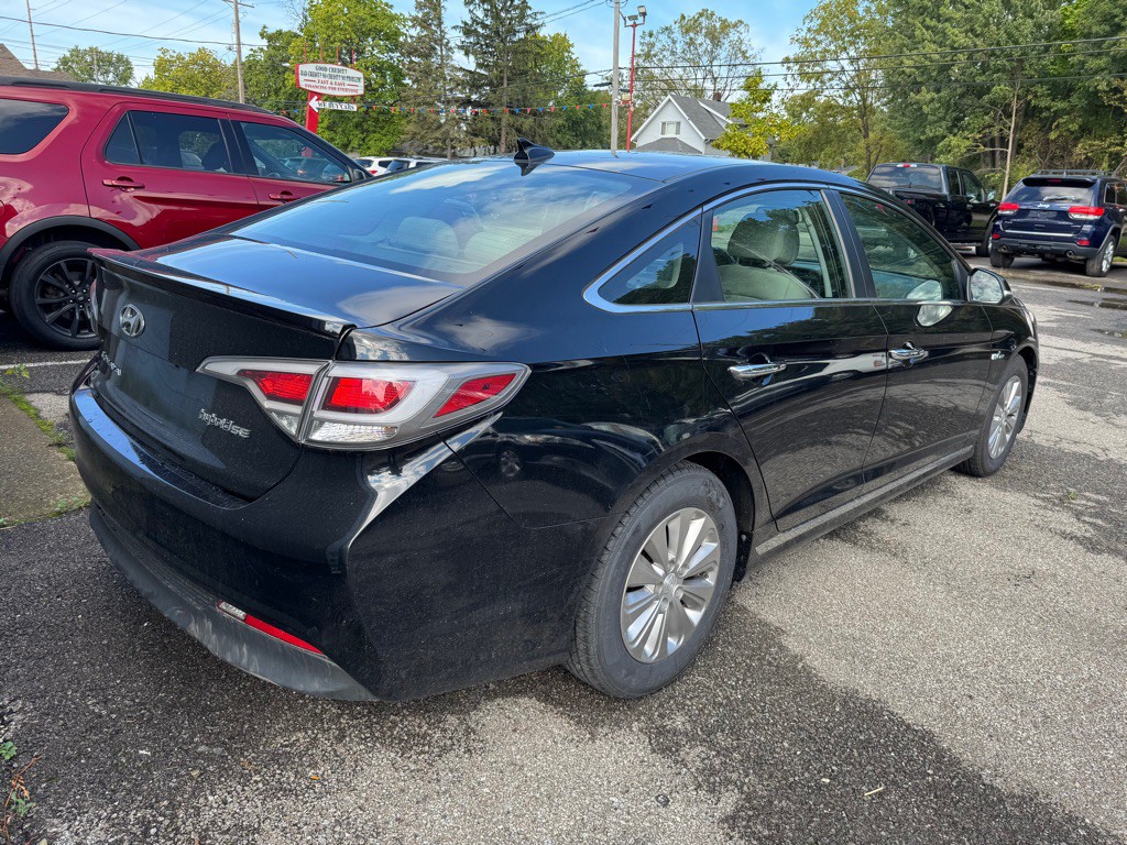 2017 Hyundai Sonata Image 5