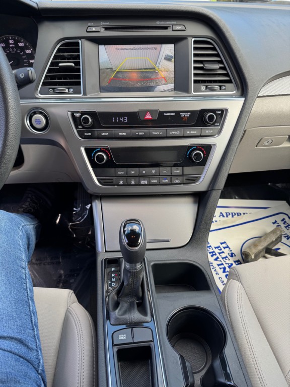 2017 Hyundai Sonata Image 11