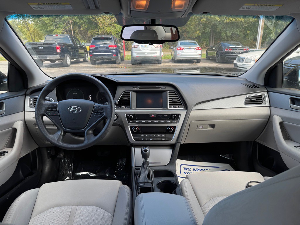 2017 Hyundai Sonata Image 14