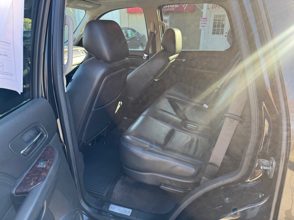 2012 GMC Yukon Image 11