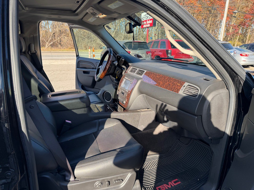 2012 GMC Yukon Image 14