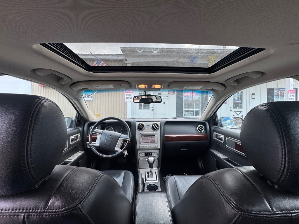 2008 Lincoln MKZ Image 12