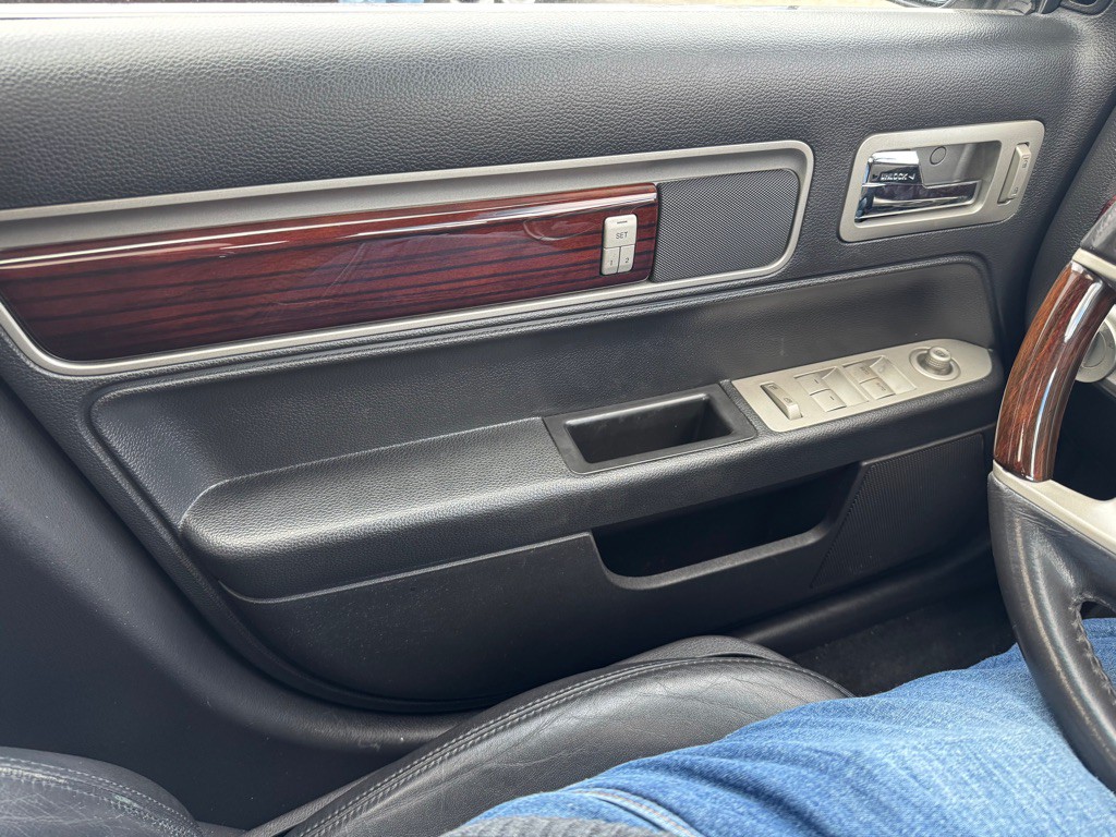 2008 Lincoln MKZ Image 18