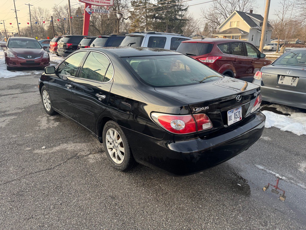 2004 Lexus ES Image 6