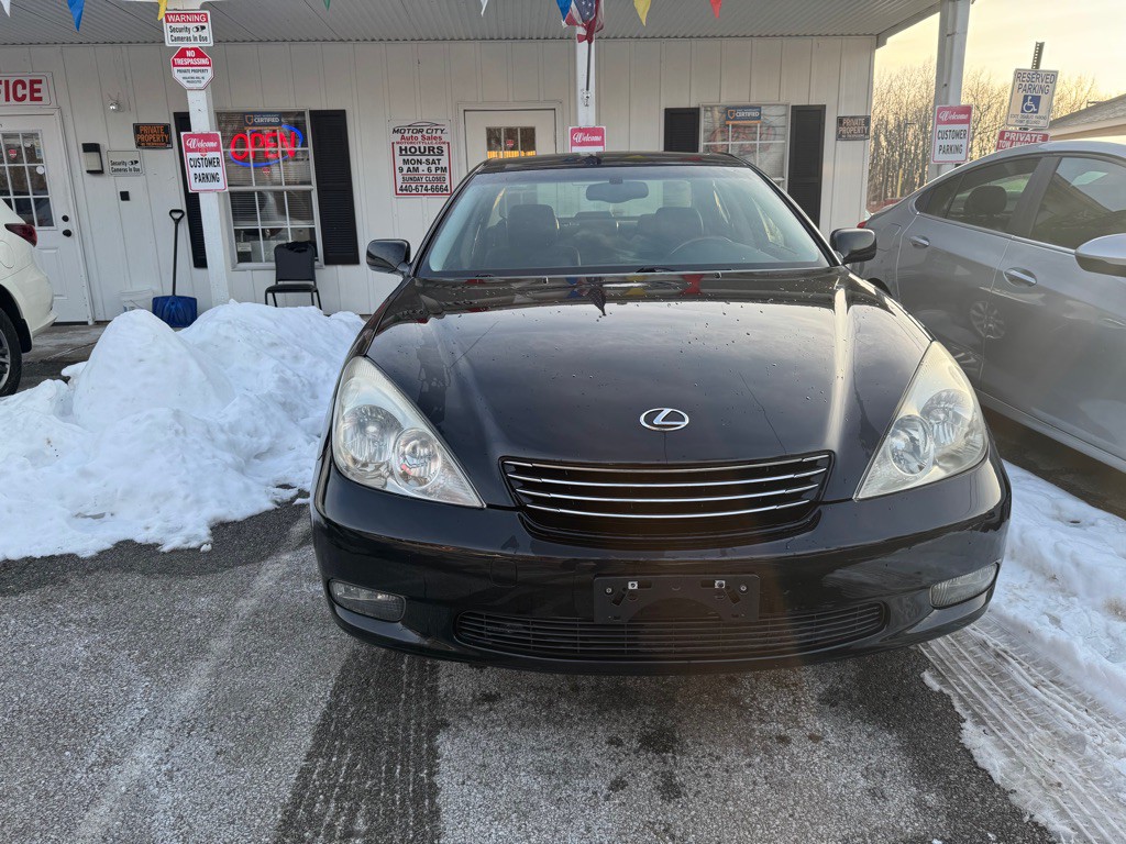 2004 Lexus ES Image 17