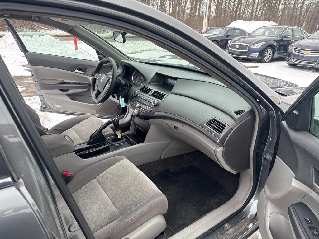 2009 Honda Accord Image 12