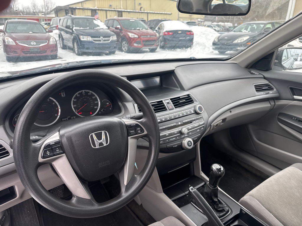 2009 Honda Accord Image 13