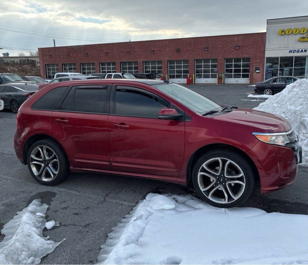 2013 Ford Edge Image 2