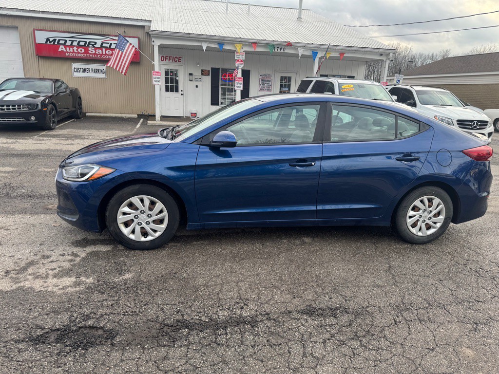 2018 Hyundai Elantra Image 4