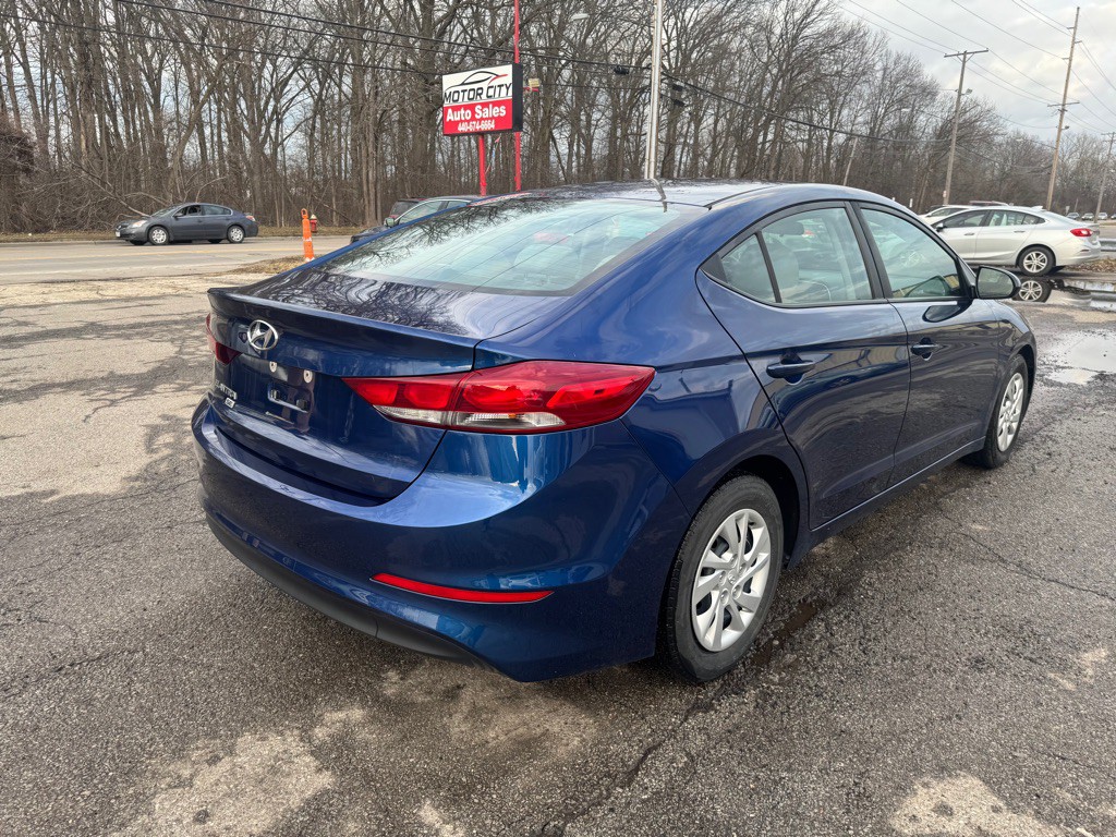 2018 Hyundai Elantra Image 7