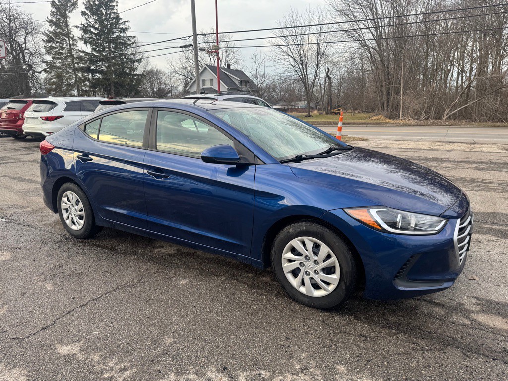 2018 Hyundai Elantra Image 9