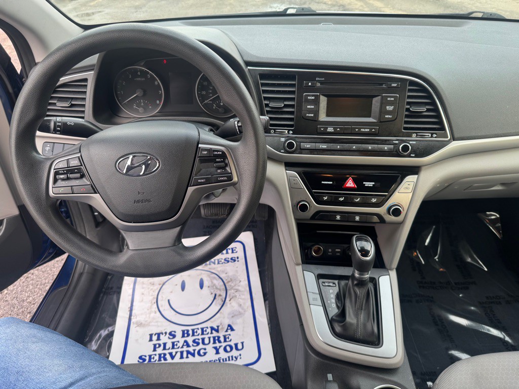 2018 Hyundai Elantra Image 13