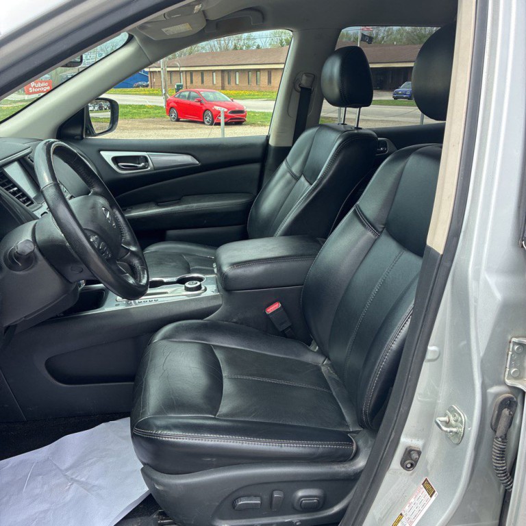 2019 Nissan Pathfinder Image 9