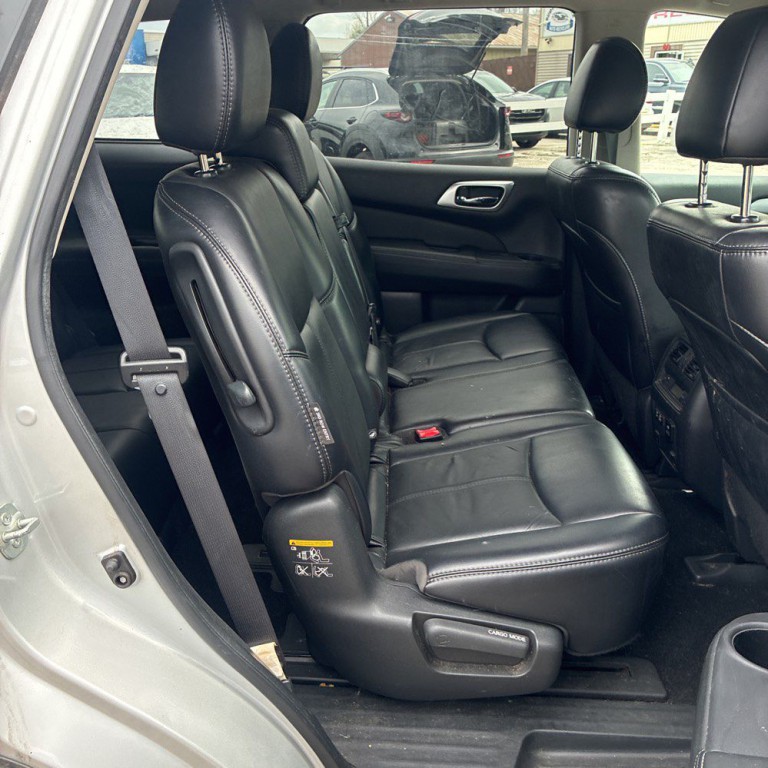 2019 Nissan Pathfinder Image 11