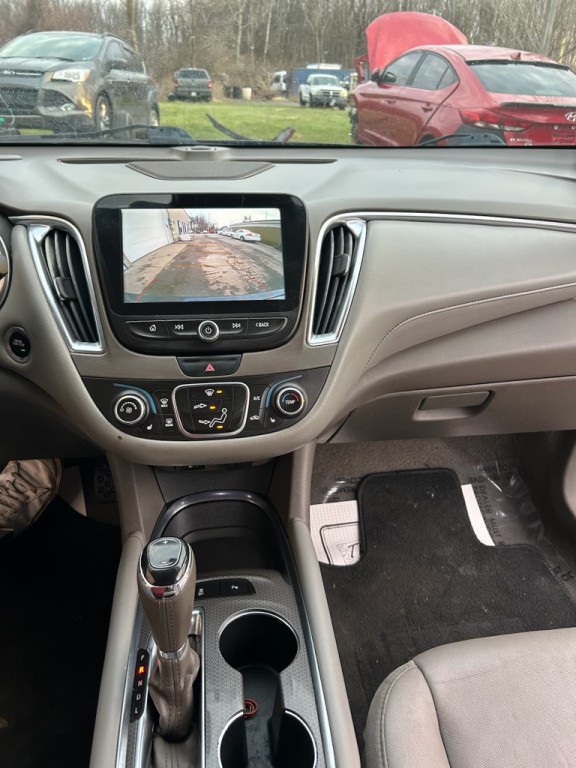 2018 Chevrolet Malibu Image 36