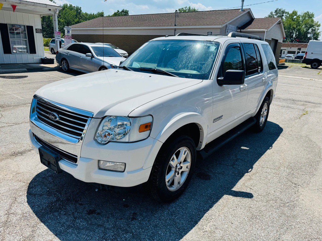 2008 Ford Explorer Image 2