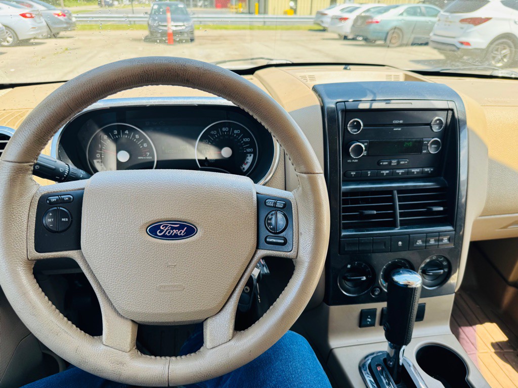 2008 Ford Explorer Image 15