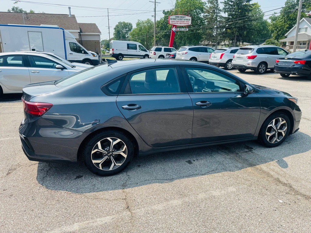 2020 Kia Forte Image 4