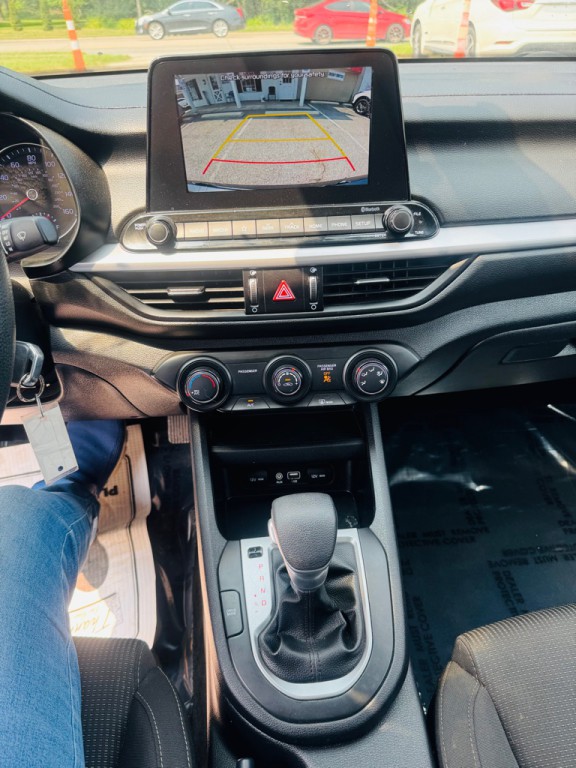 2020 Kia Forte Image 16