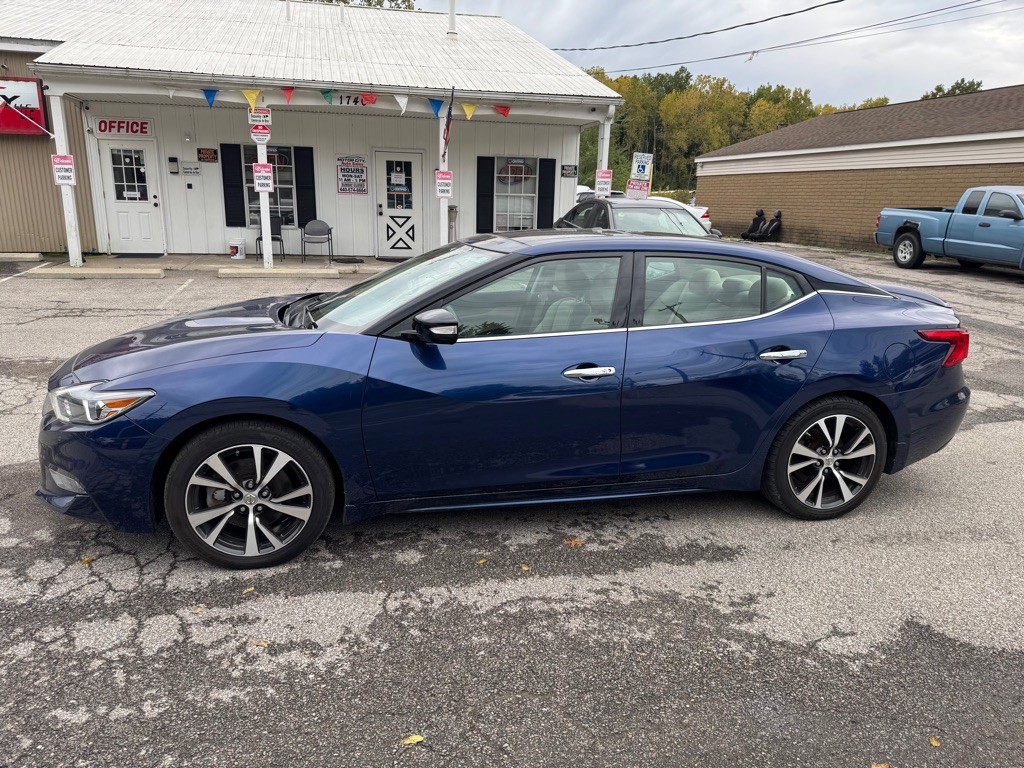 2016 Nissan Maxima Image 3