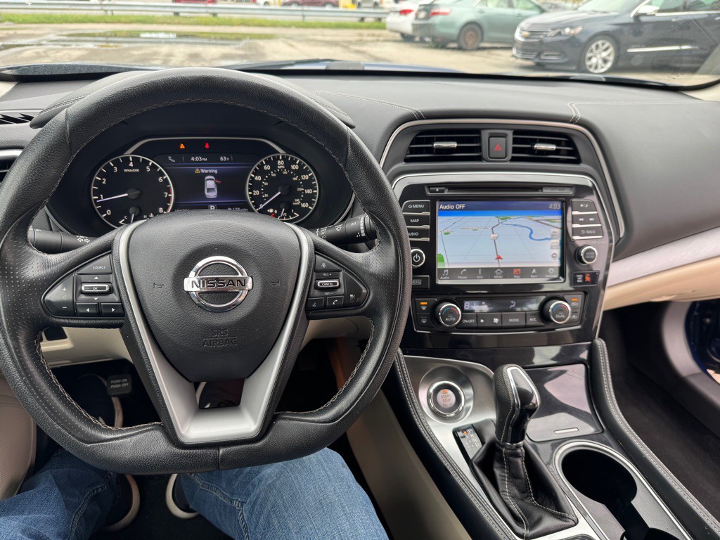 2016 Nissan Maxima Image 15