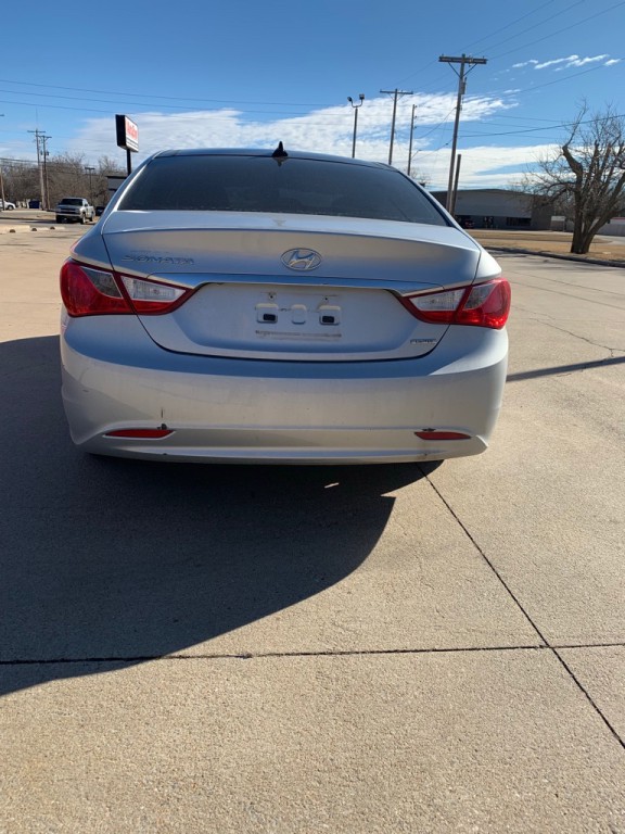 2012 Hyundai Sonata Image 3