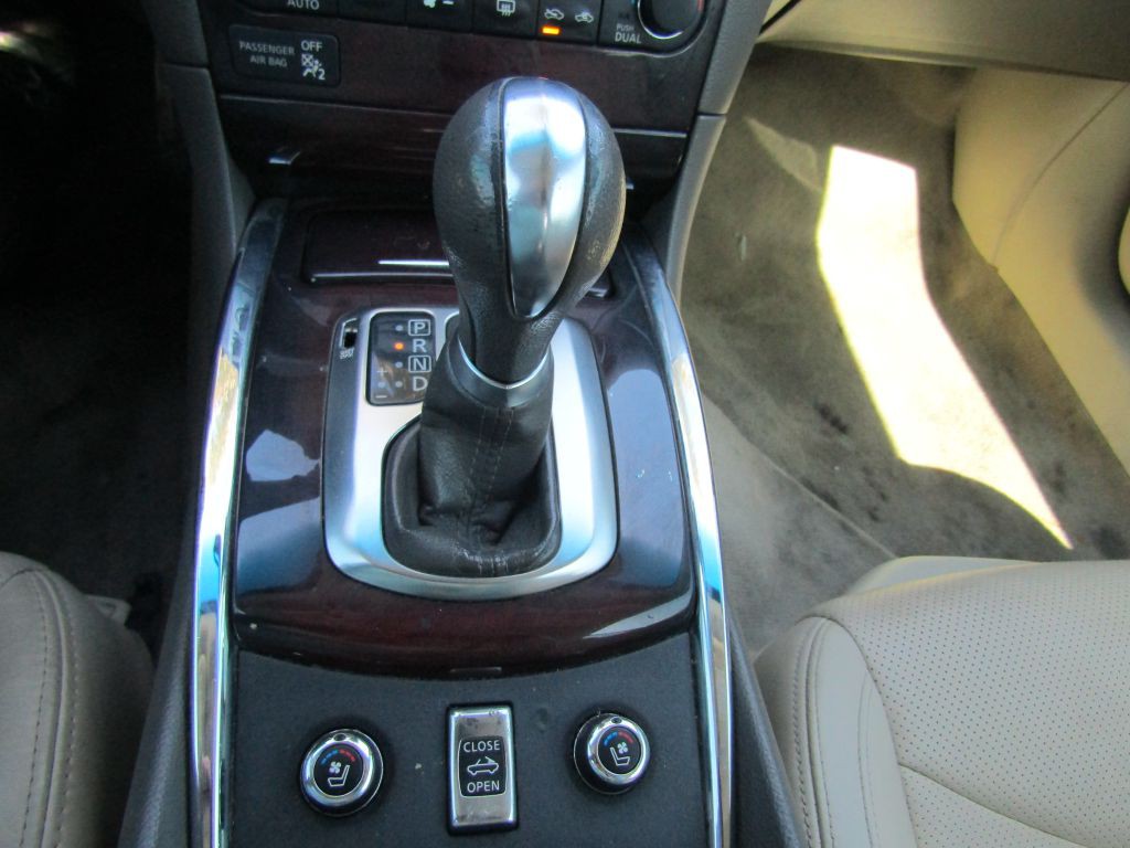 2012 INFINITI G37 Image 20