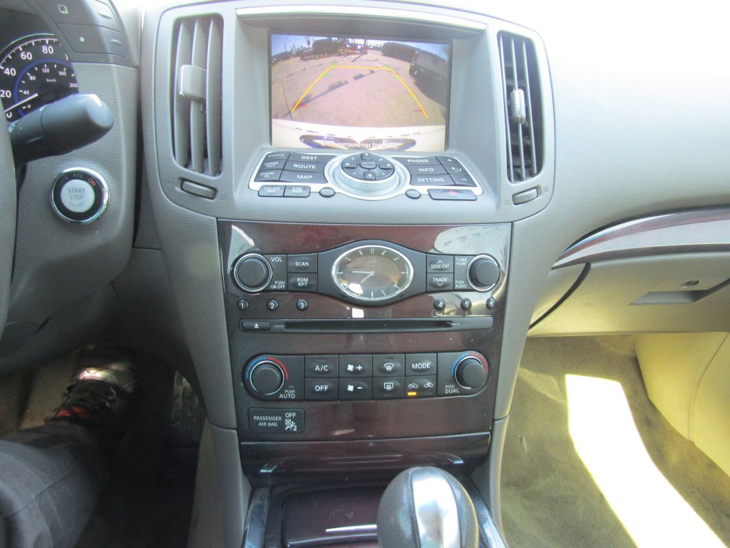 2012 INFINITI G37 Image 21