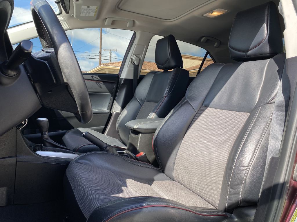 2017 Toyota Corolla Image 10