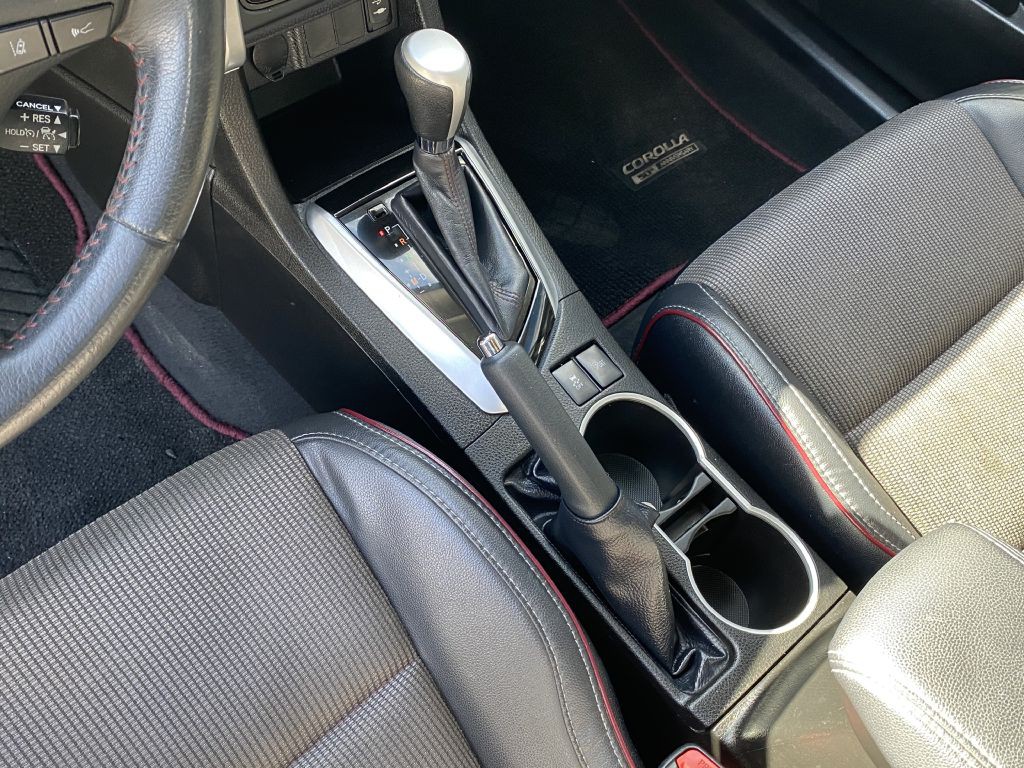 2017 Toyota Corolla Image 15