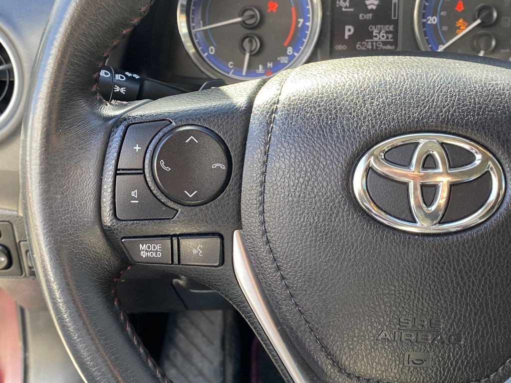 2017 Toyota Corolla Image 19