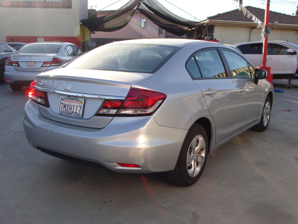 2015 Honda Civic Image 6
