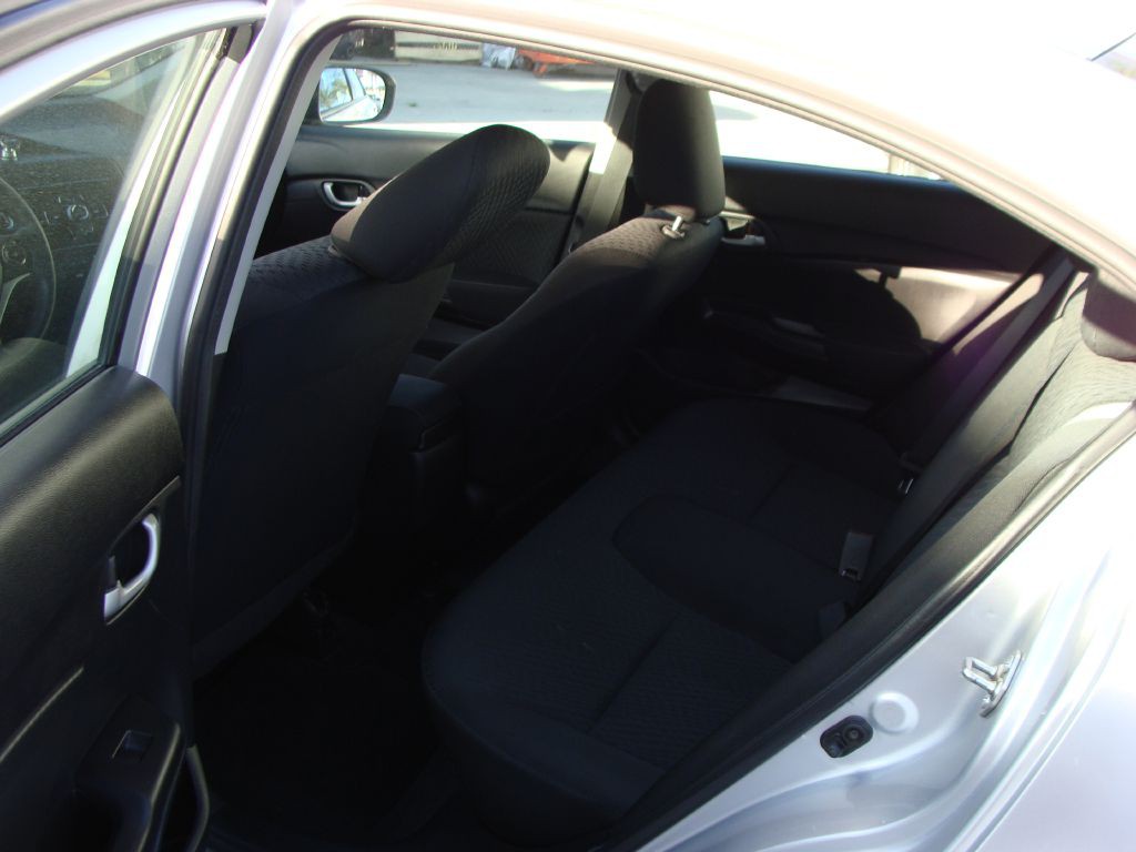 2015 Honda Civic Image 14