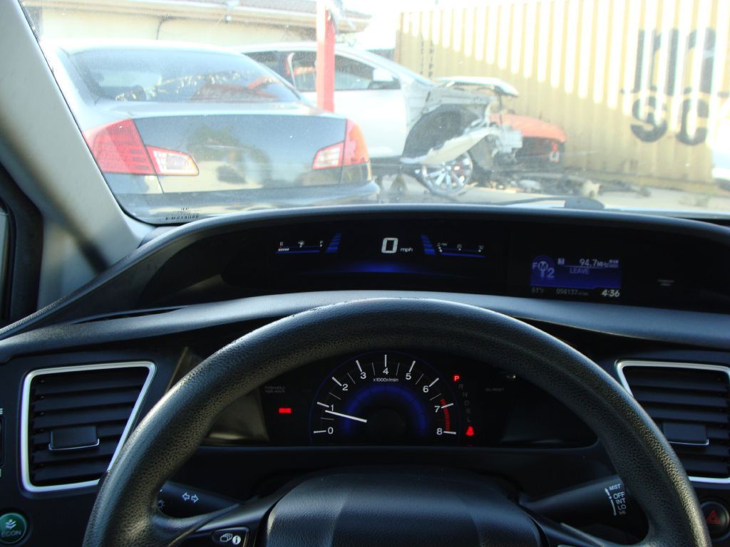 2015 Honda Civic Image 25