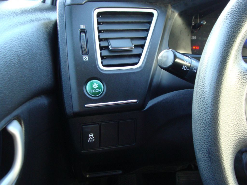 2015 Honda Civic Image 26