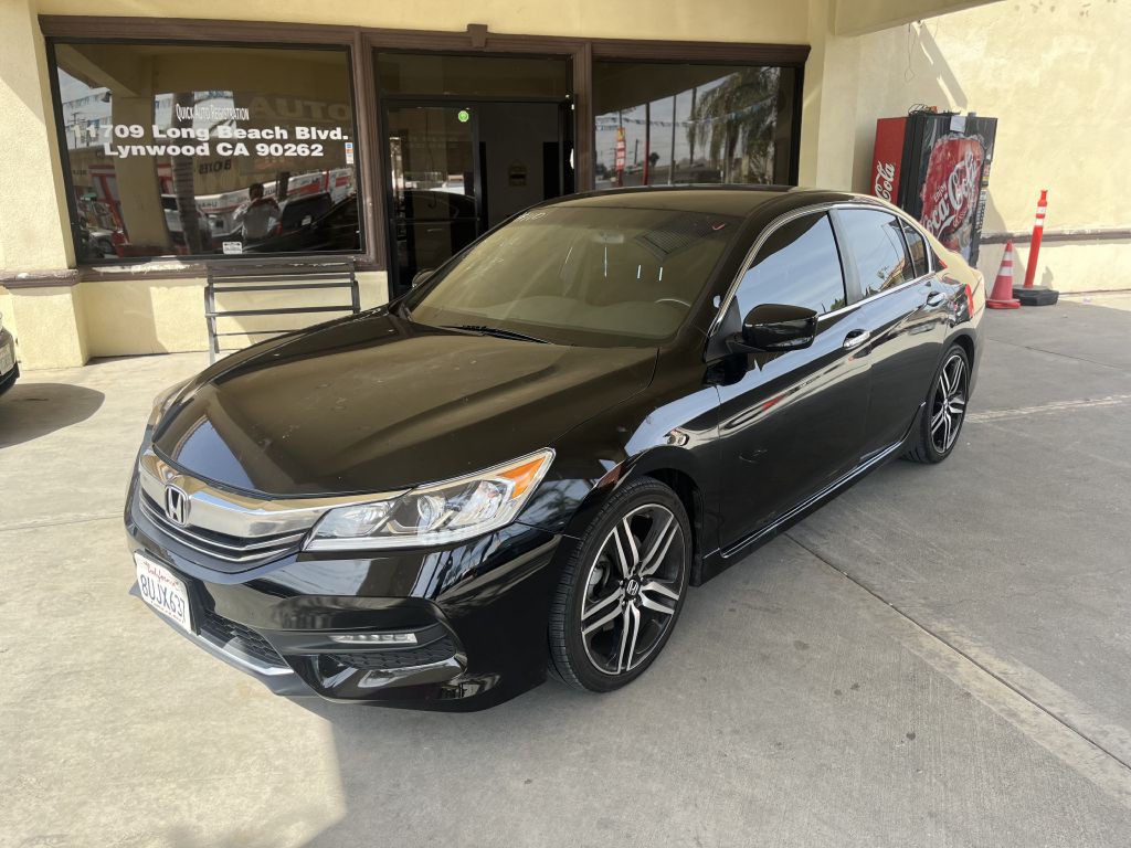 2017 Honda Accord Image 3