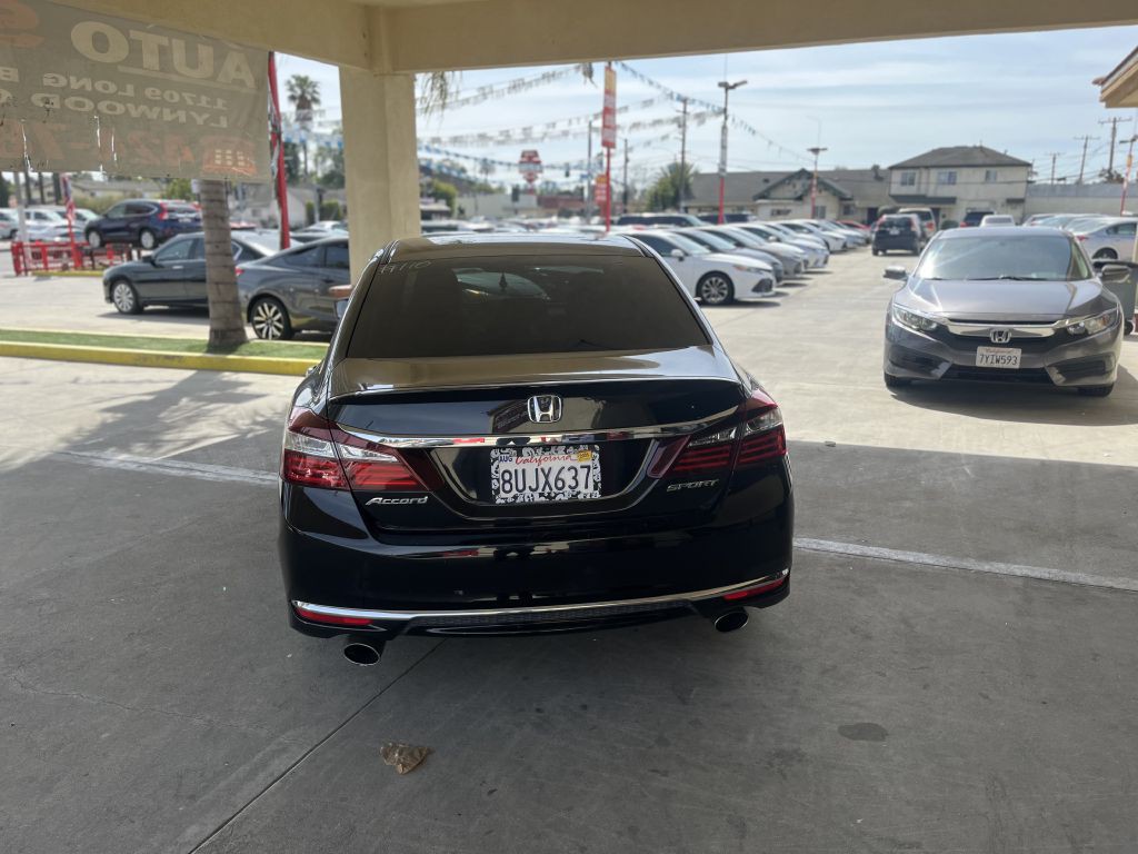2017 Honda Accord Image 6