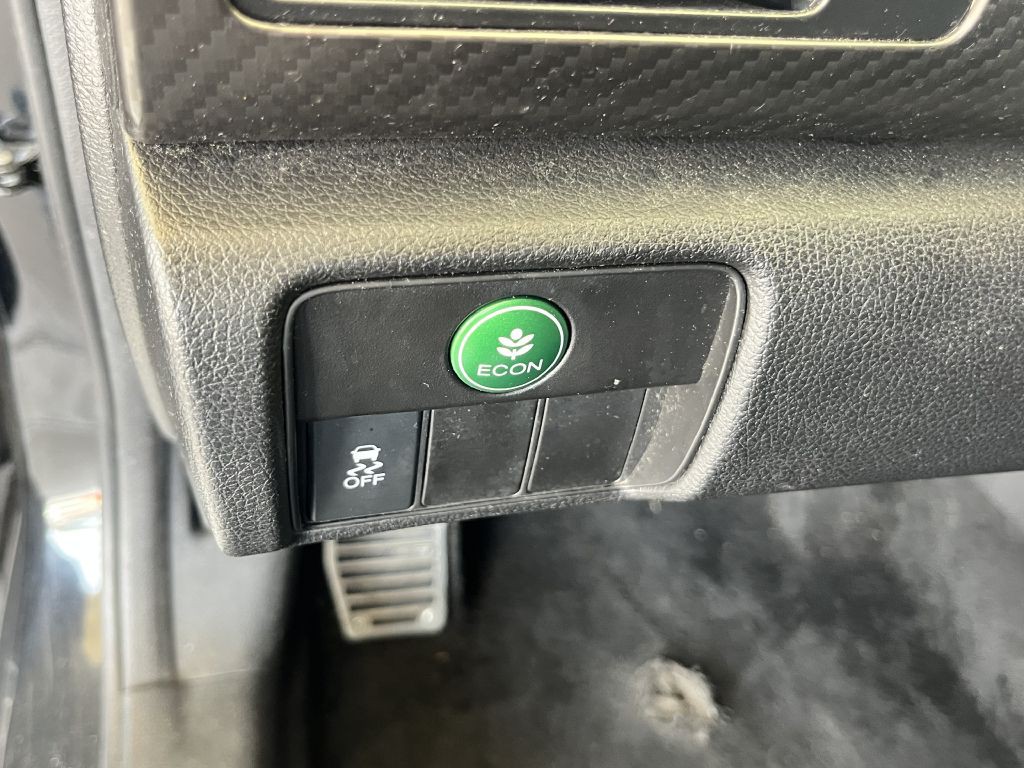 2017 Honda Accord Image 20