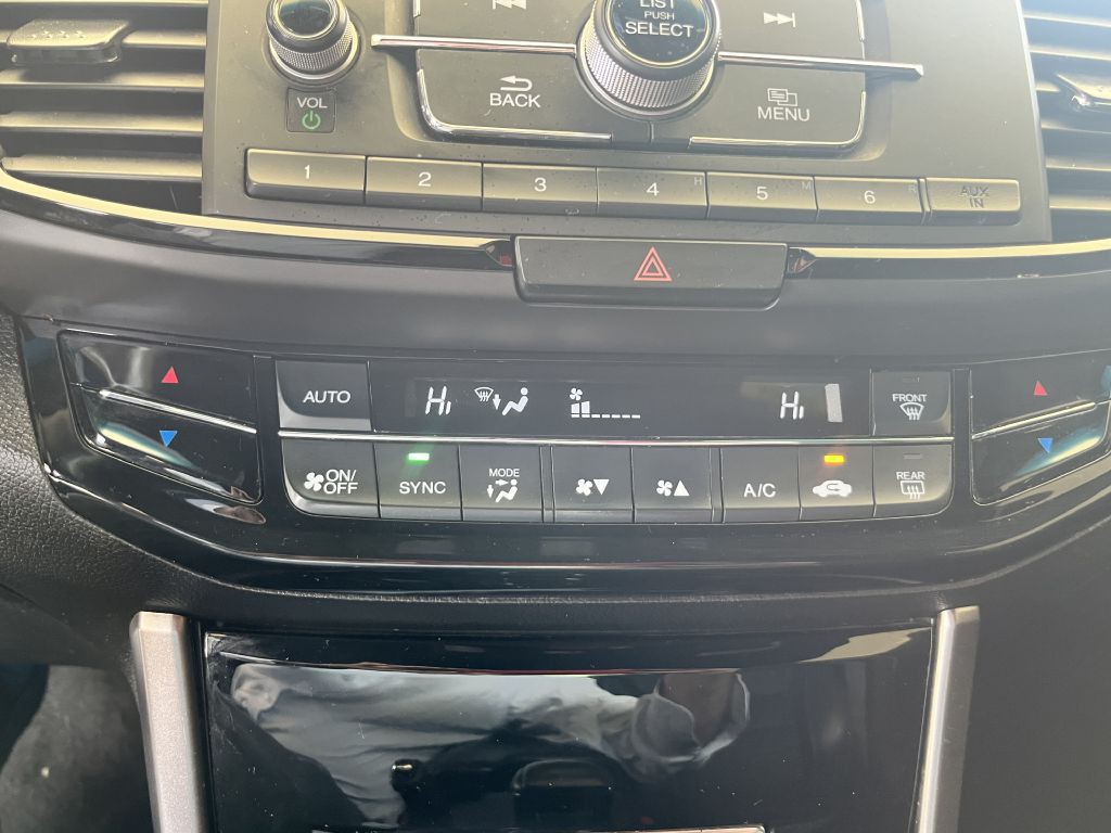 2017 Honda Accord Image 26