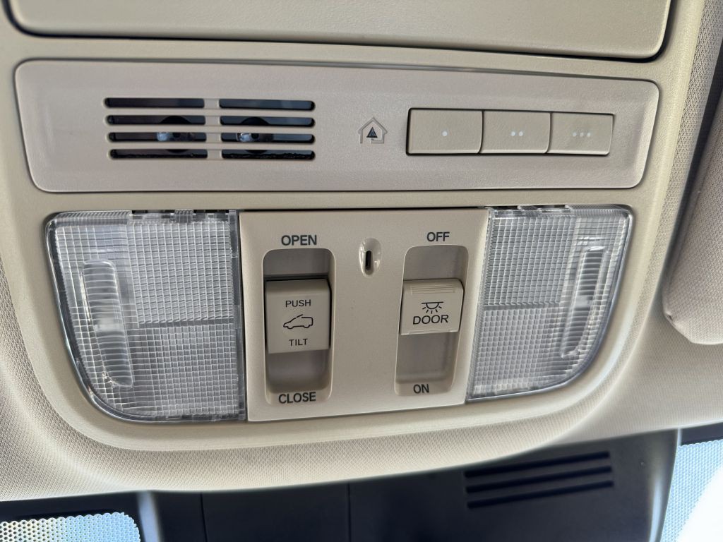 2017 Honda CR-V Image 31