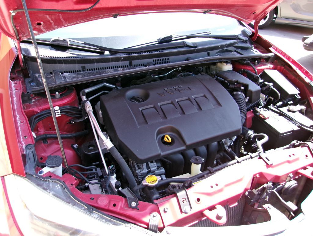 2016 Toyota Corolla Image 30