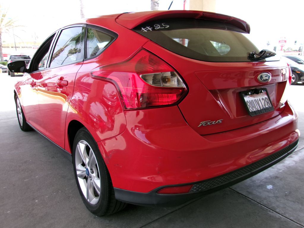 2013 Ford Focus Image 8