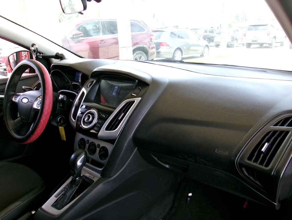 2013 Ford Focus Image 26