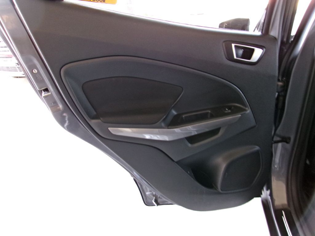 2018 Ford Econoline Image 21