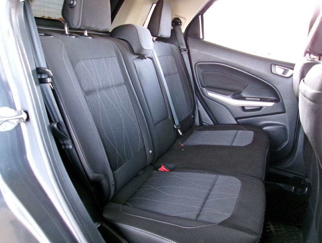 2018 Ford Econoline Image 25