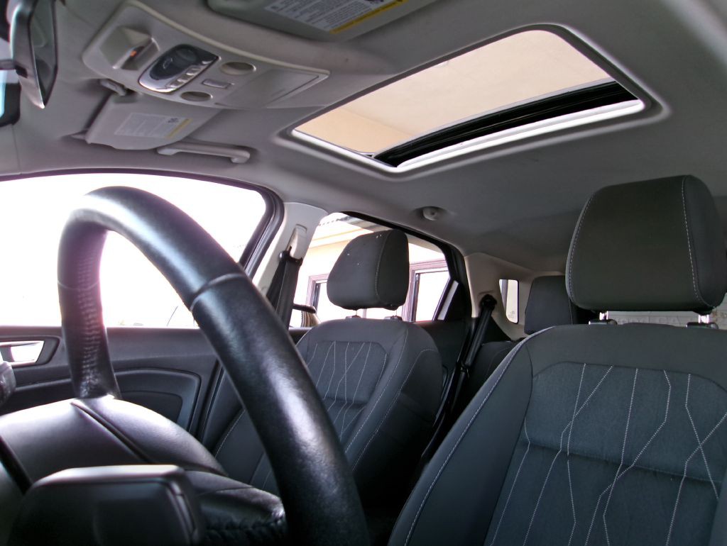 2018 Ford Econoline Image 39
