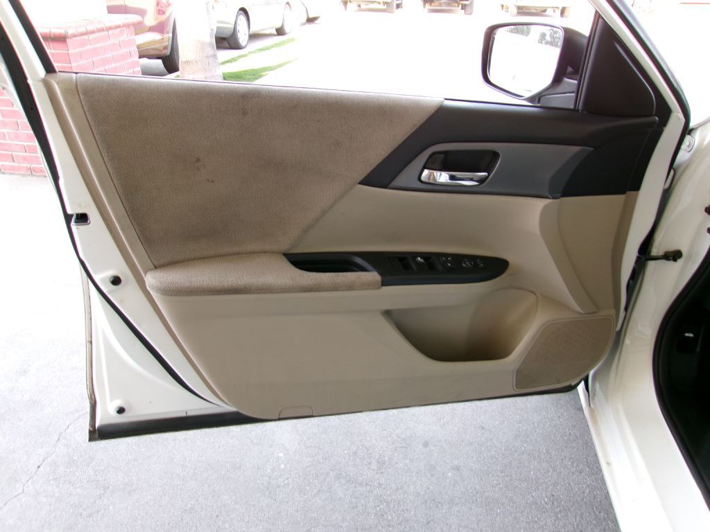 2013 Honda Accord Image 15