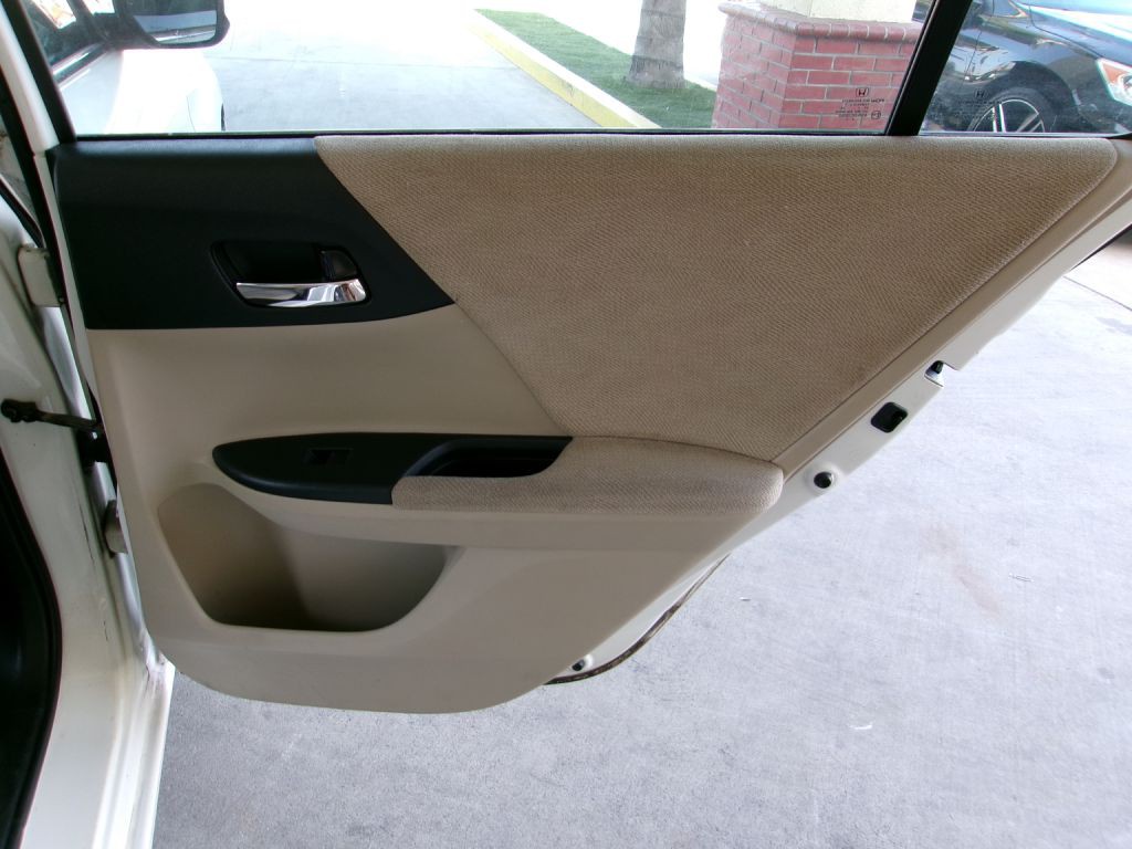 2013 Honda Accord Image 21