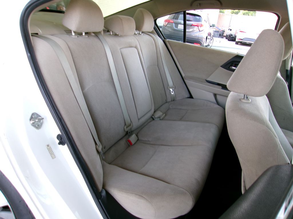 2013 Honda Accord Image 22