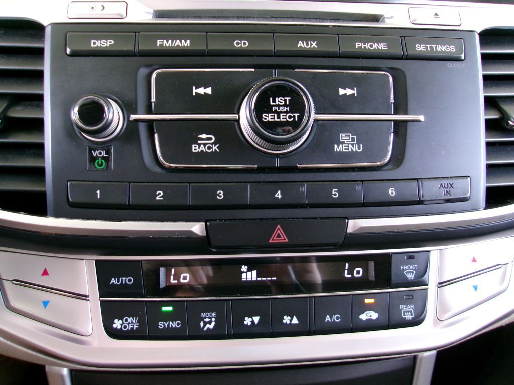 2013 Honda Accord Image 29